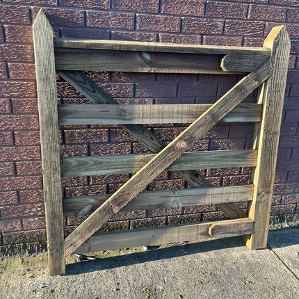 Timber Gate 1.18mm wide x 1200 high